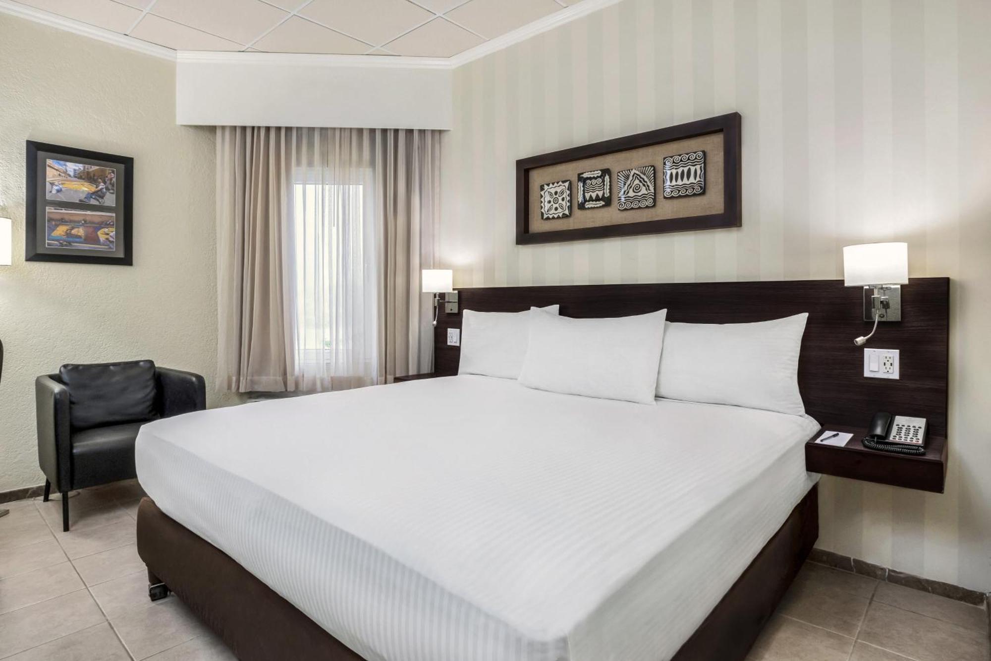 Copantl Hotel & Convention Center San Pedro Sula Buitenkant foto