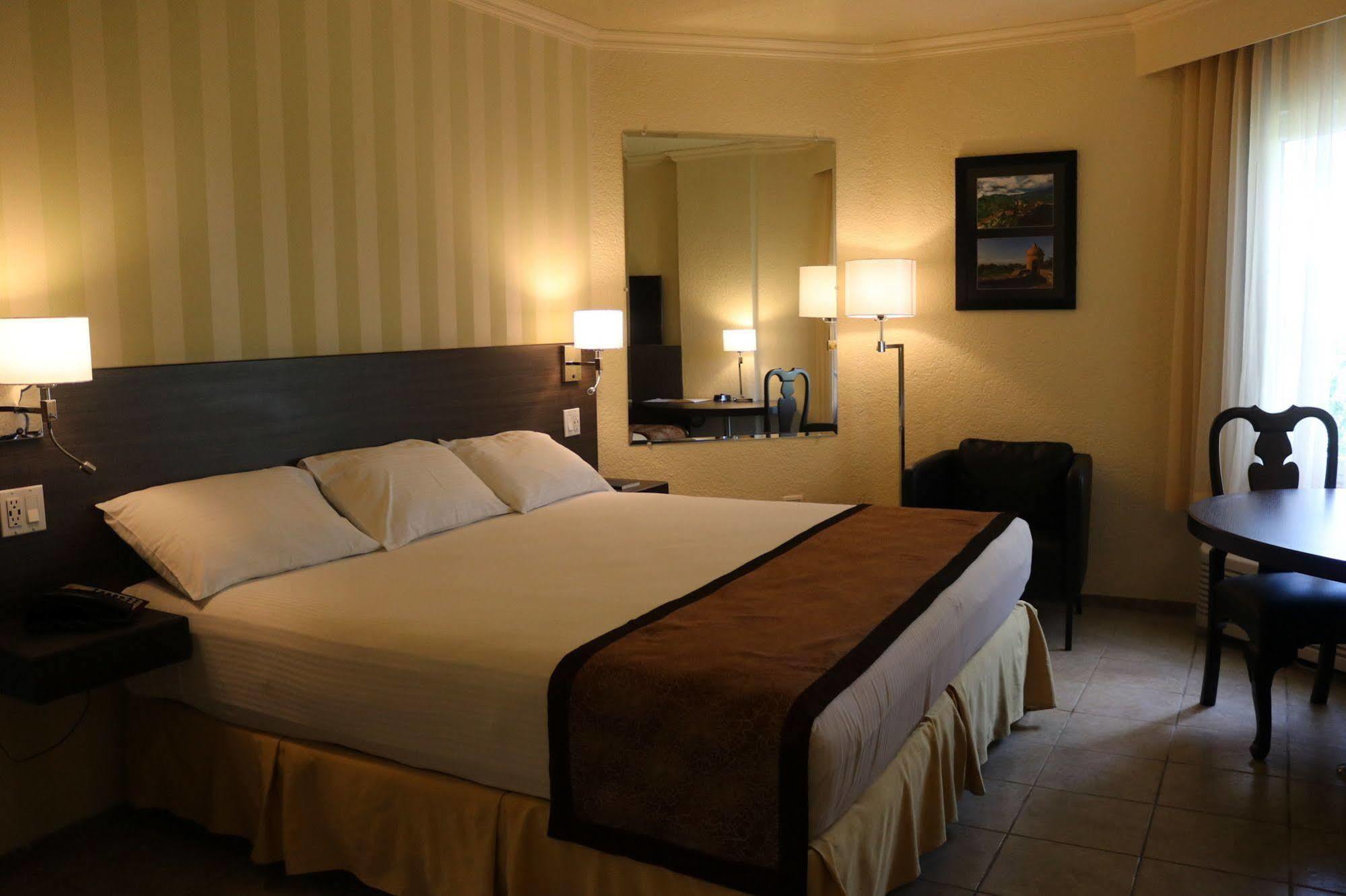 Copantl Hotel & Convention Center San Pedro Sula Buitenkant foto